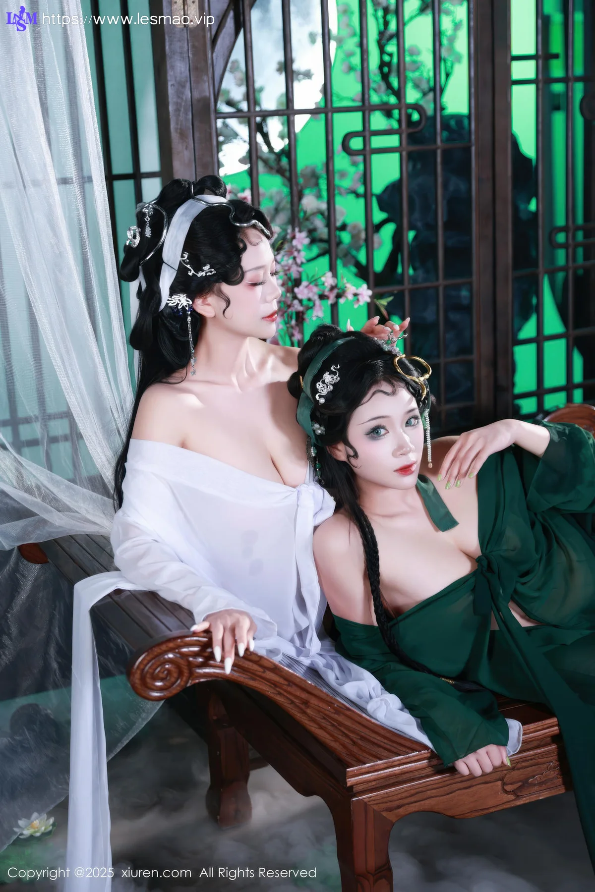 XiuRen 秀人 No.10561 玫瑰我爱你 首次合体古风场景《青蛇》主题拍摄模特合集 - 1