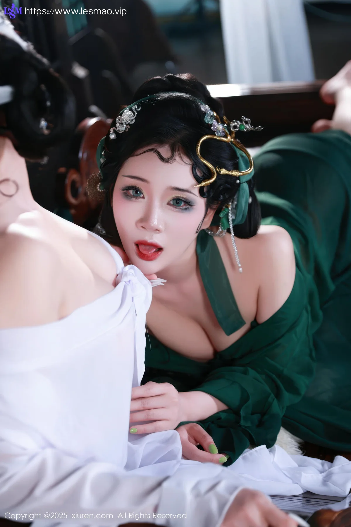 XiuRen 秀人 No.10561 玫瑰我爱你 首次合体古风场景《青蛇》主题拍摄模特合集 - 4