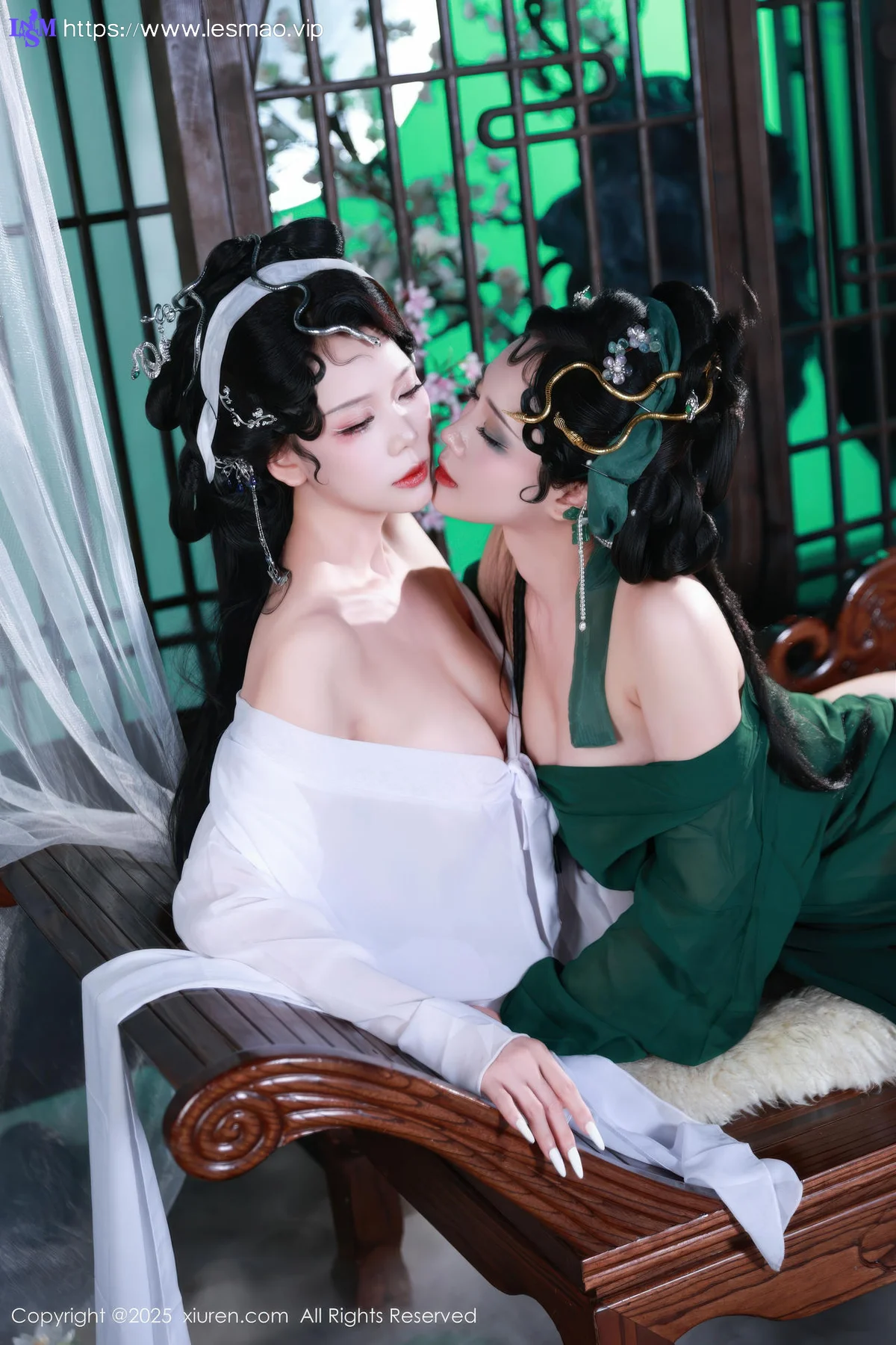 XiuRen 秀人 No.10561 玫瑰我爱你 首次合体古风场景《青蛇》主题拍摄模特合集 - 5