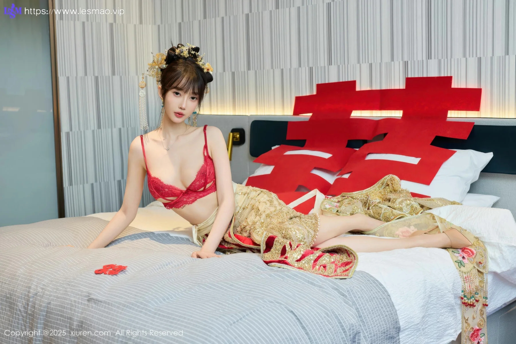 XiuRen 秀人 No.10567 玥儿玥er 婚纱制服诱惑 - 1