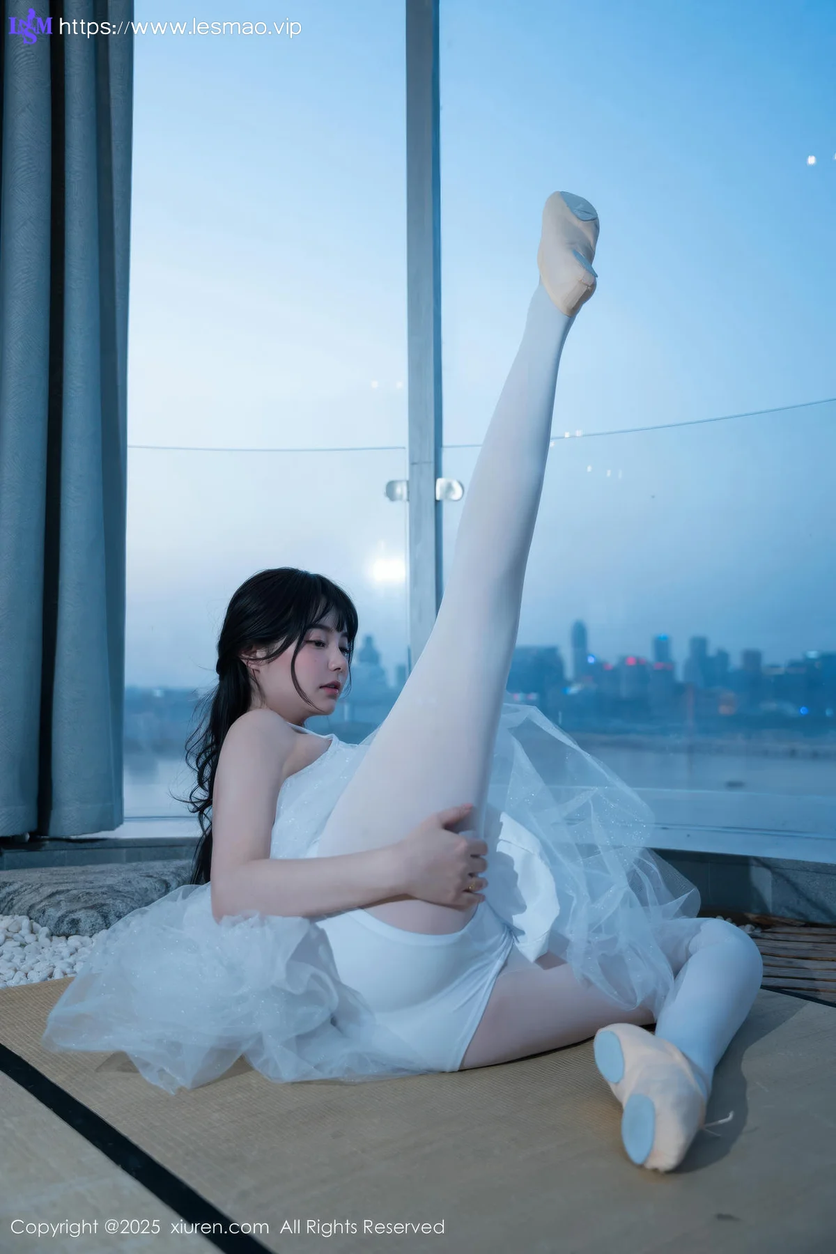 XiuRen 秀人 No.10575 软情 白色芭蕾服 - 10