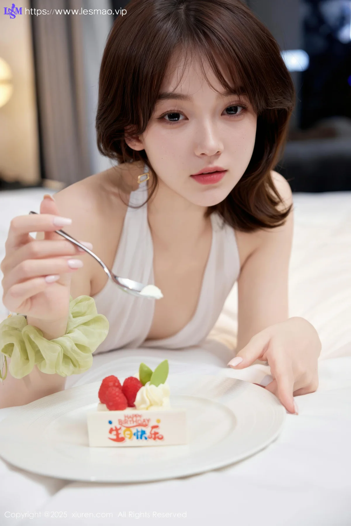XiuRen 秀人 No.10584 汁汁 白色连衣短裙 - 6
