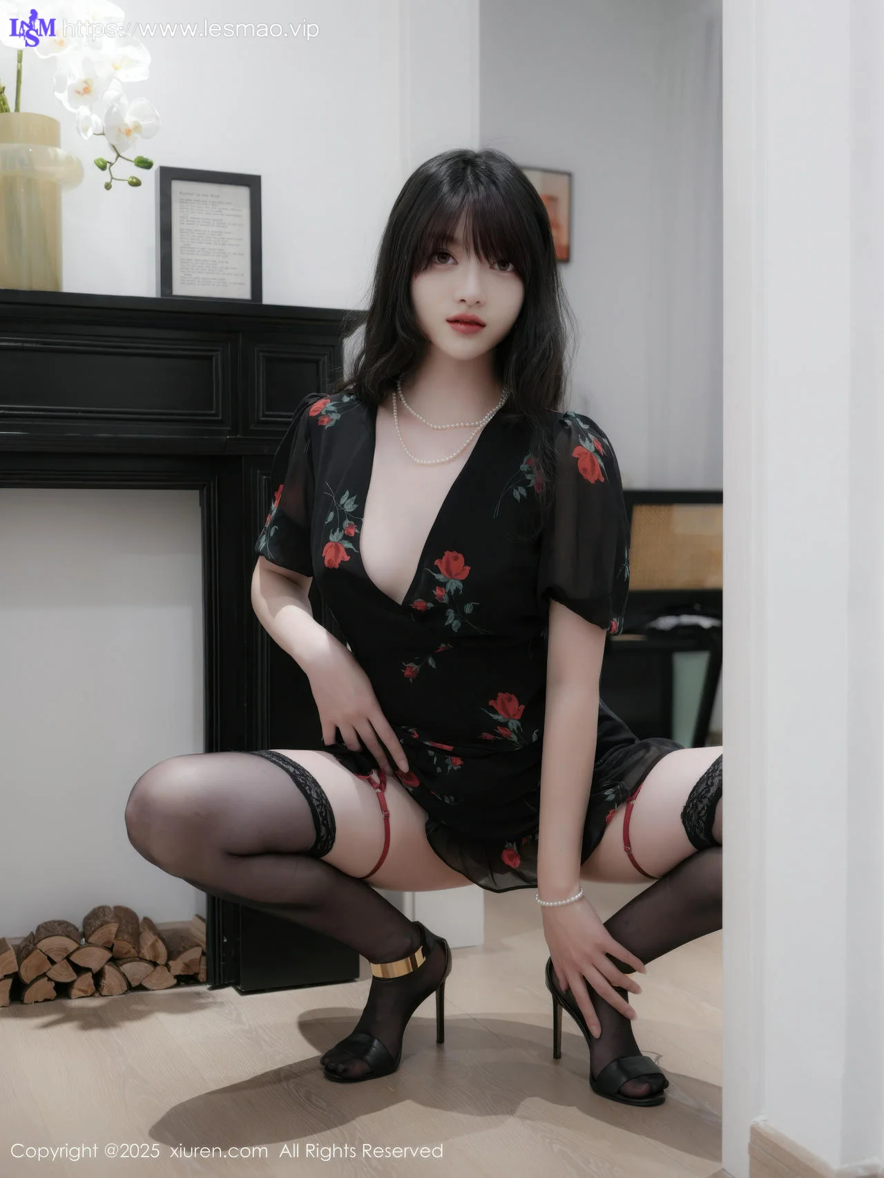 XiuRen 秀人 No.10586 白露lulu 玫瑰黑裙魅惑黑丝 - 6