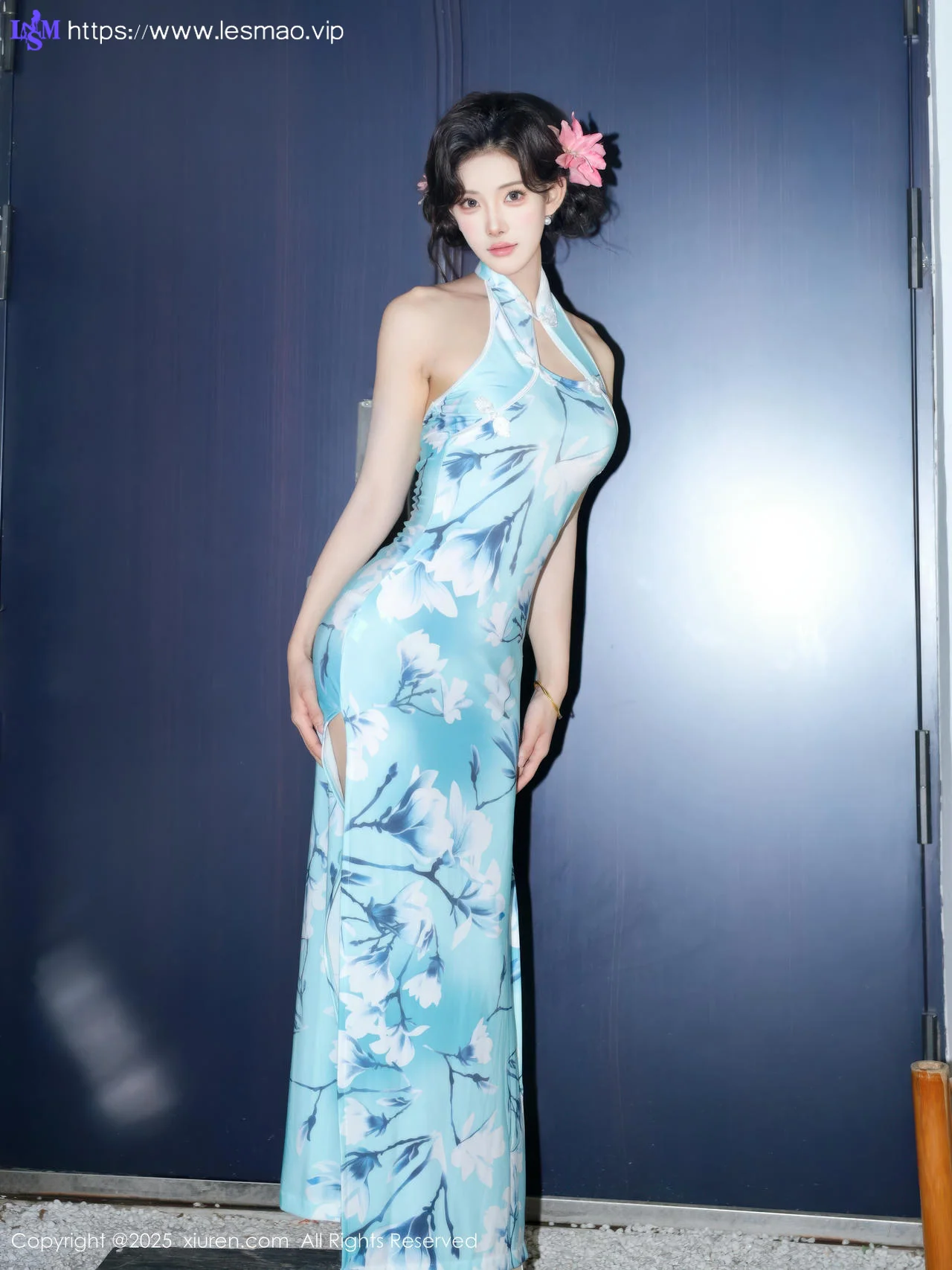 XiuRen 秀人 No.10594 梨霜儿 青色旗袍搭配 - 2