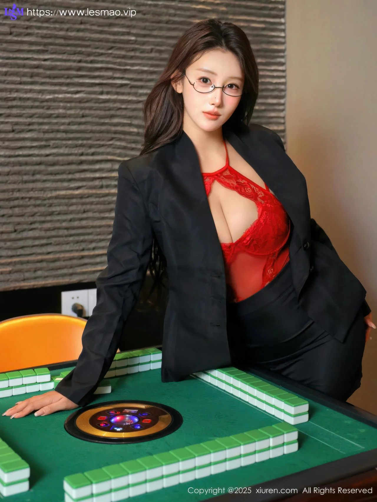 XiuRen 秀人 No.10614 金允希Yuki 西服红色情趣内衣 - 7