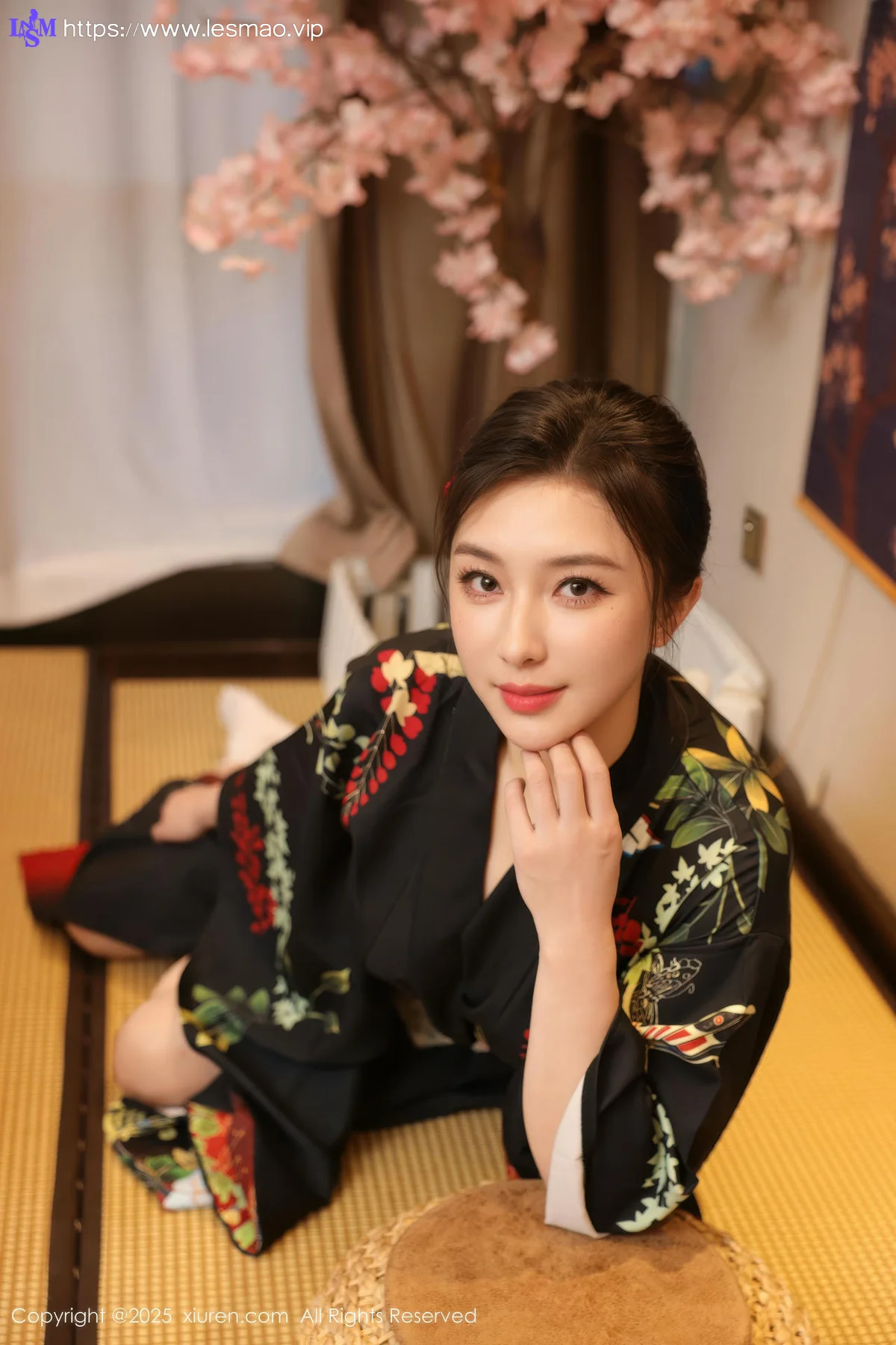 XiuRen 秀人 No.10627 苏一诺 黑色服饰身姿婀娜 - 2