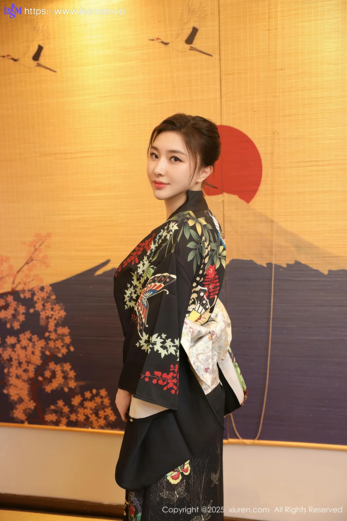 XiuRen 秀人 No.10627 苏一诺 黑色服饰身姿婀娜 - 2