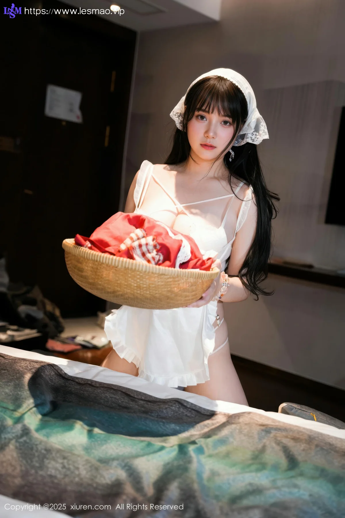 XiuRen 秀人 No.10631 软情 白色女仆装扮 - 4