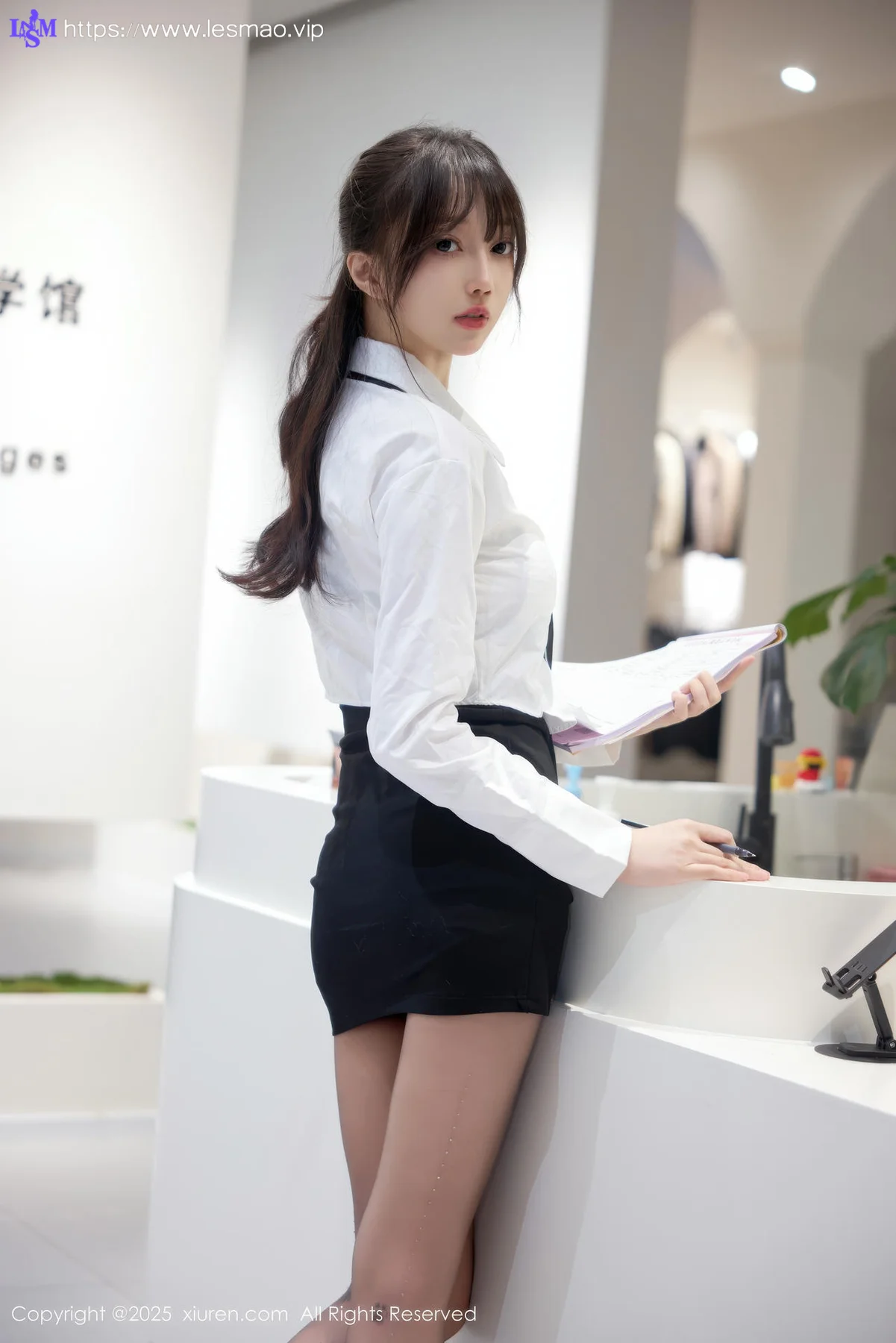 XiuRen 秀人 No.10636 玥儿玥er 性感OL服饰 - 6