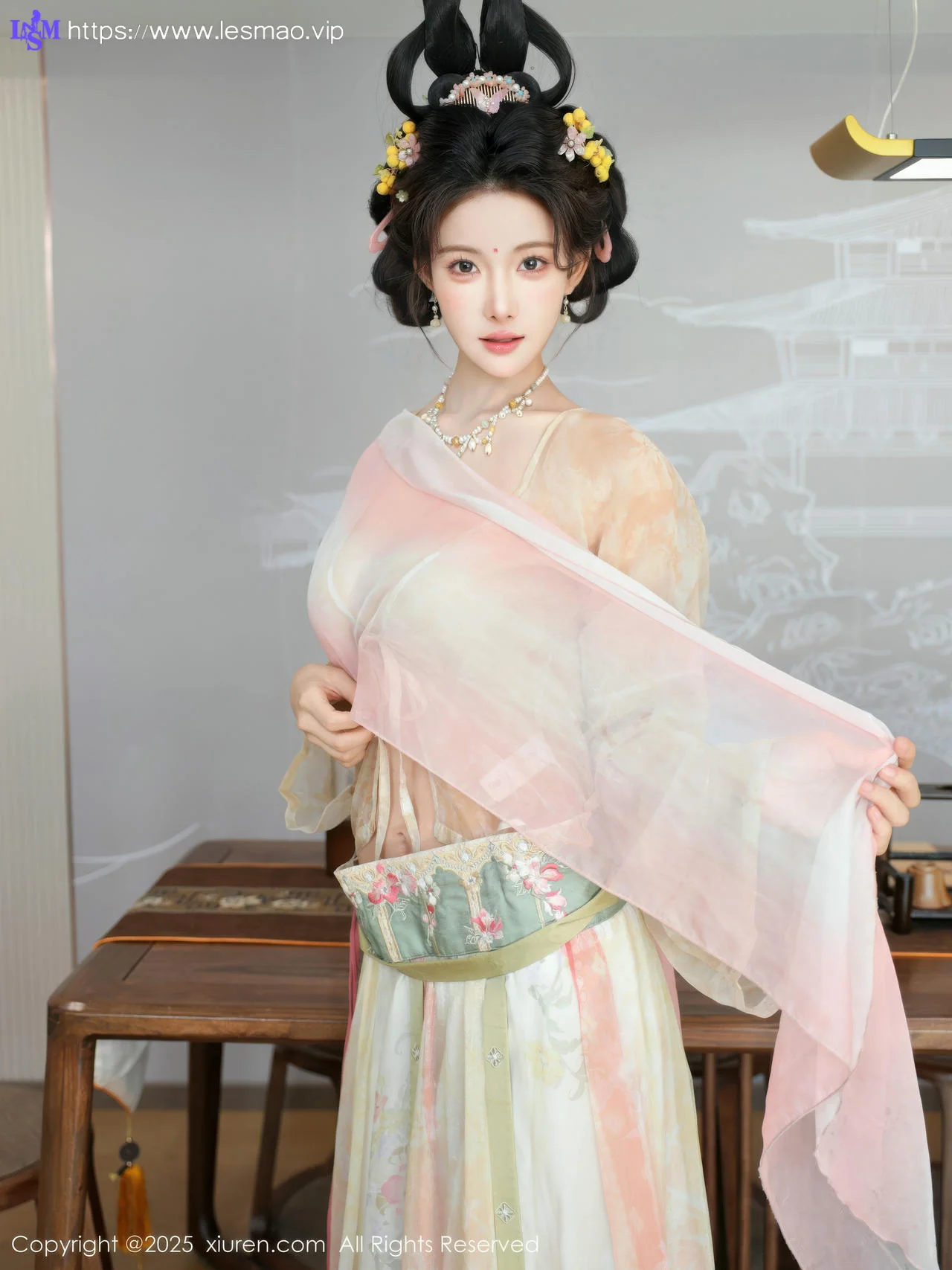 XiuRen 秀人 No.10645 梨霜儿 浅色古装服饰拍摄 - 9