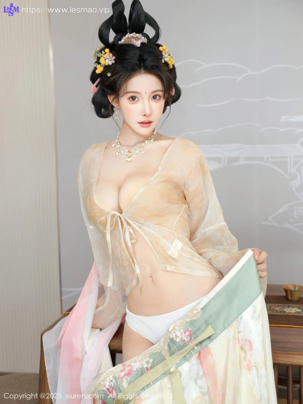 XiuRen 秀人 No.10645 梨霜儿 浅色古装服饰拍摄 - 5