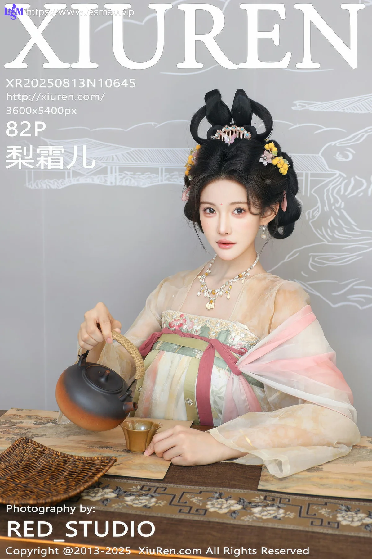 XiuRen 秀人 No.10645 梨霜儿 浅色古装服饰拍摄 - 3