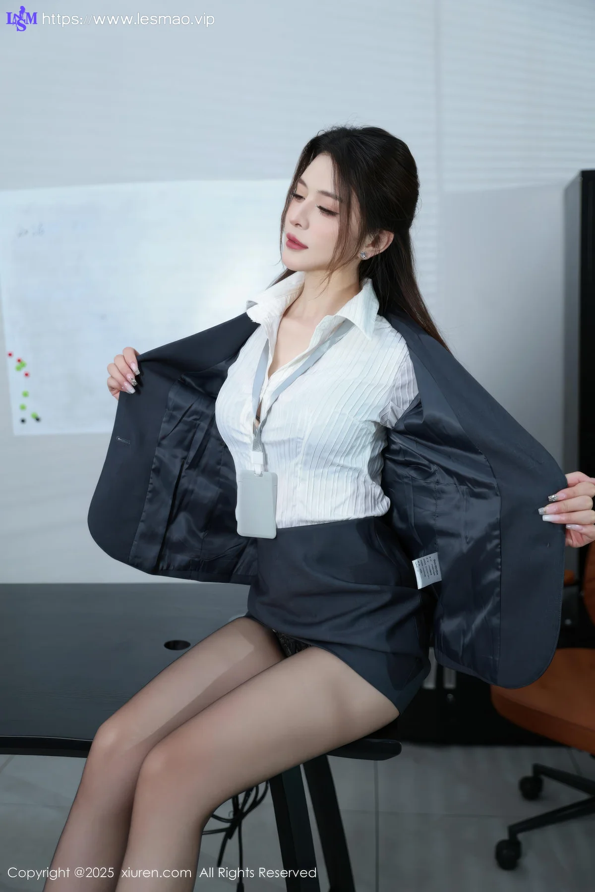 XiuRen 秀人 No.10646 阿依莎 办公ol制服 - 4