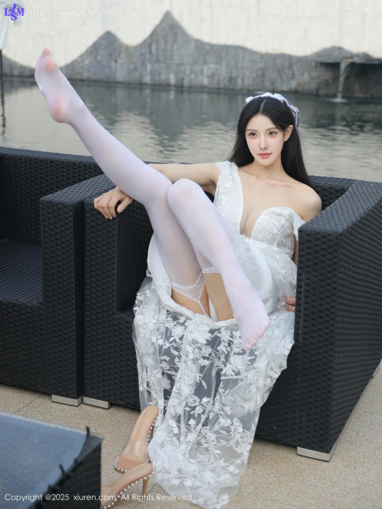 XiuRen 秀人 No.10661 梨霜儿 白色婚纱诱人白色丝袜 - 3
