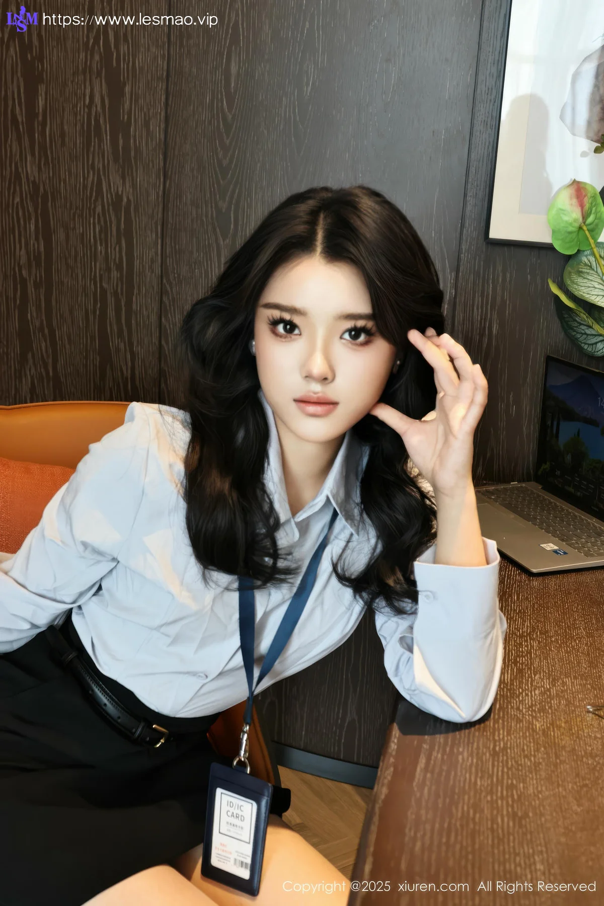 XiuRen 秀人 No.10674 糯梨子 性感OL服饰 - 2
