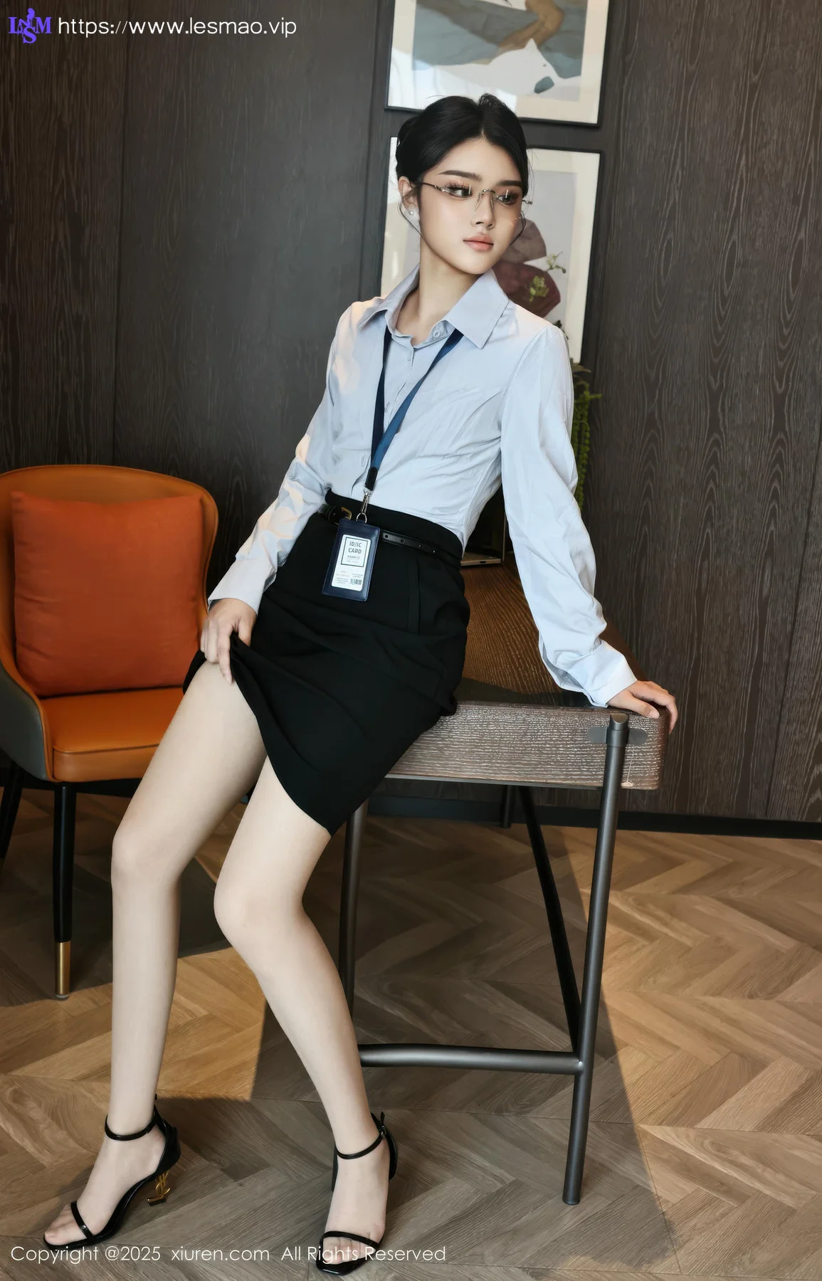 XiuRen 秀人 No.10674 糯梨子 性感OL服饰 - 4