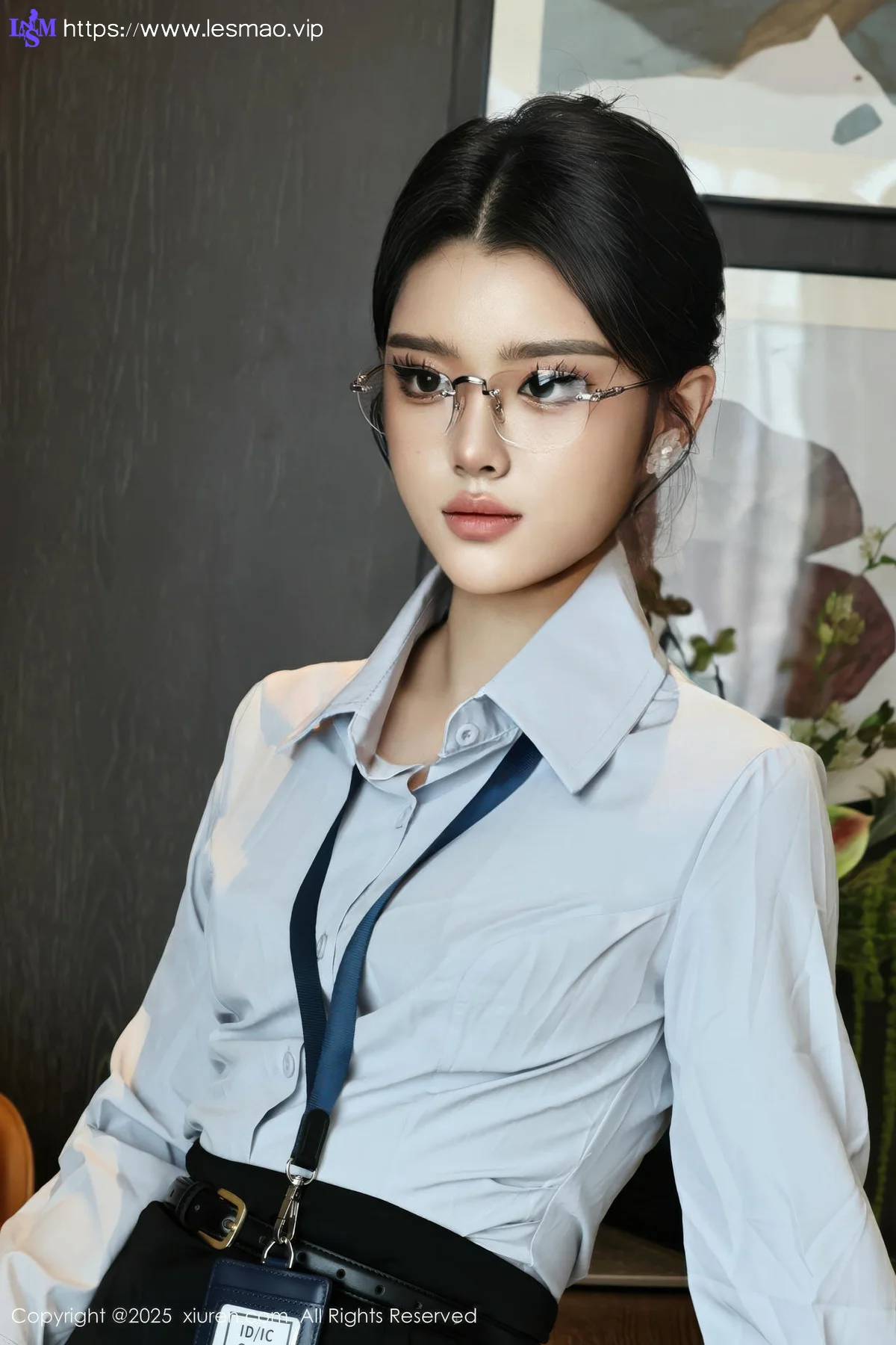 XiuRen 秀人 No.10674 糯梨子 性感OL服饰 - 8