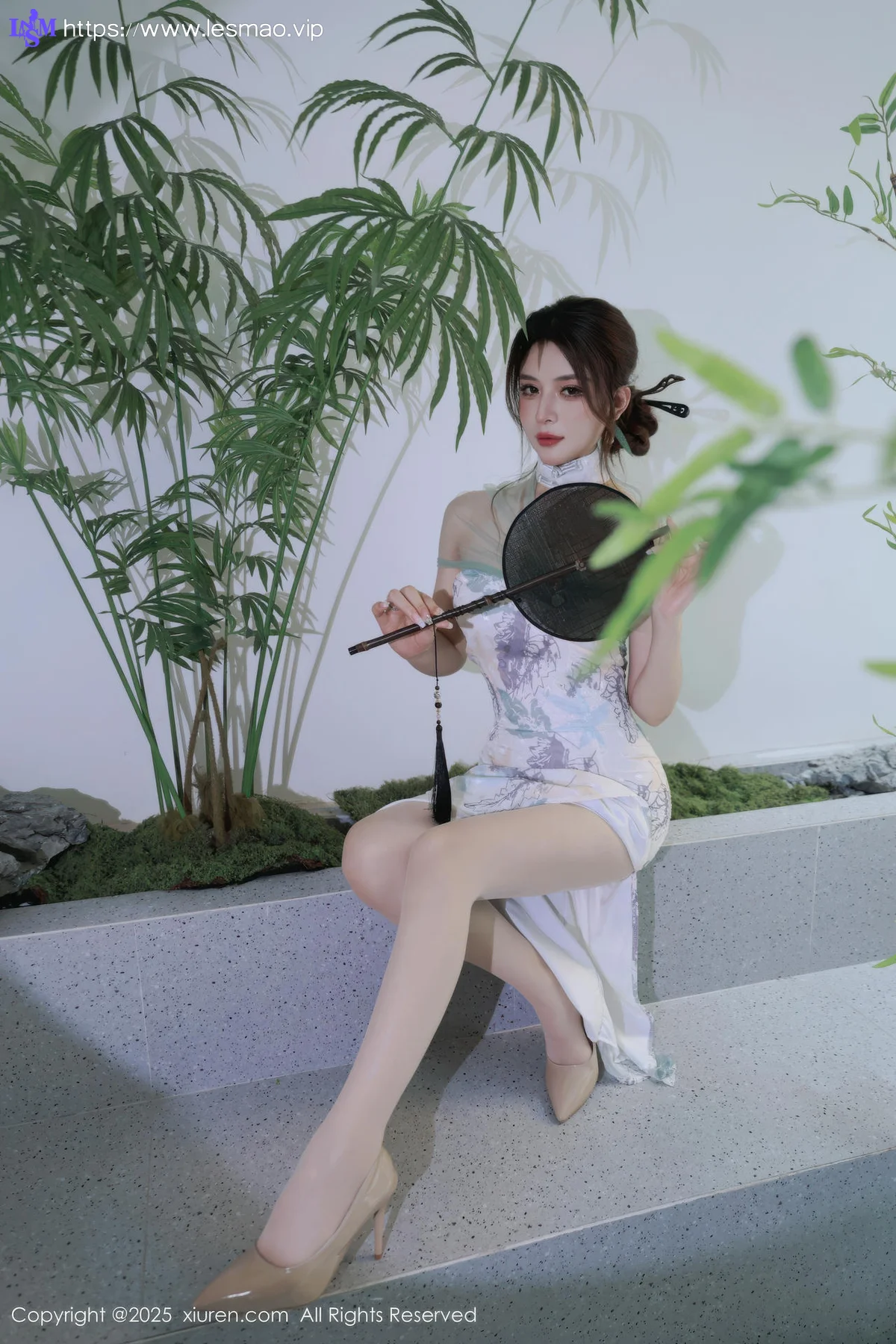 XiuRen 秀人 No.10694 阿依莎  浅色古风服饰 - 2