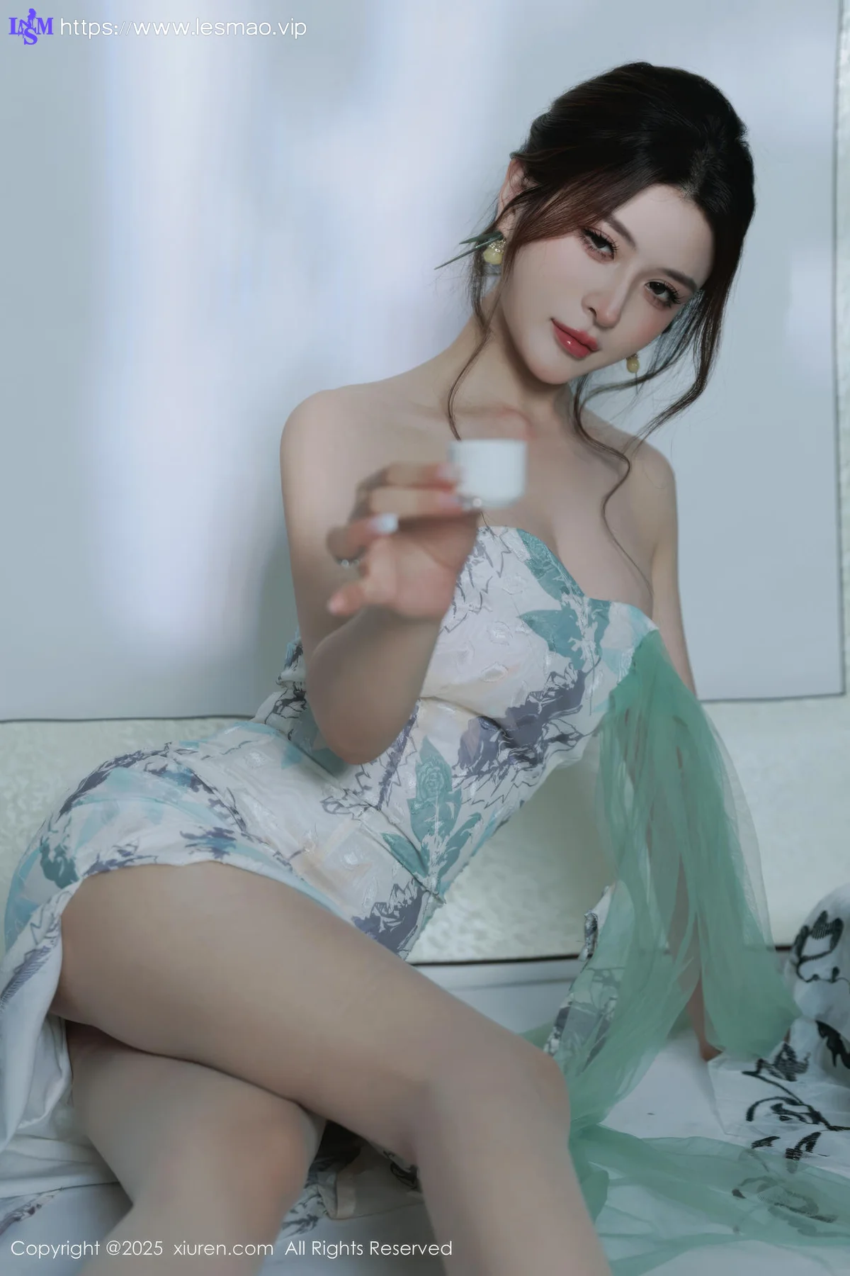 XiuRen 秀人 No.10694 阿依莎  浅色古风服饰 - 10