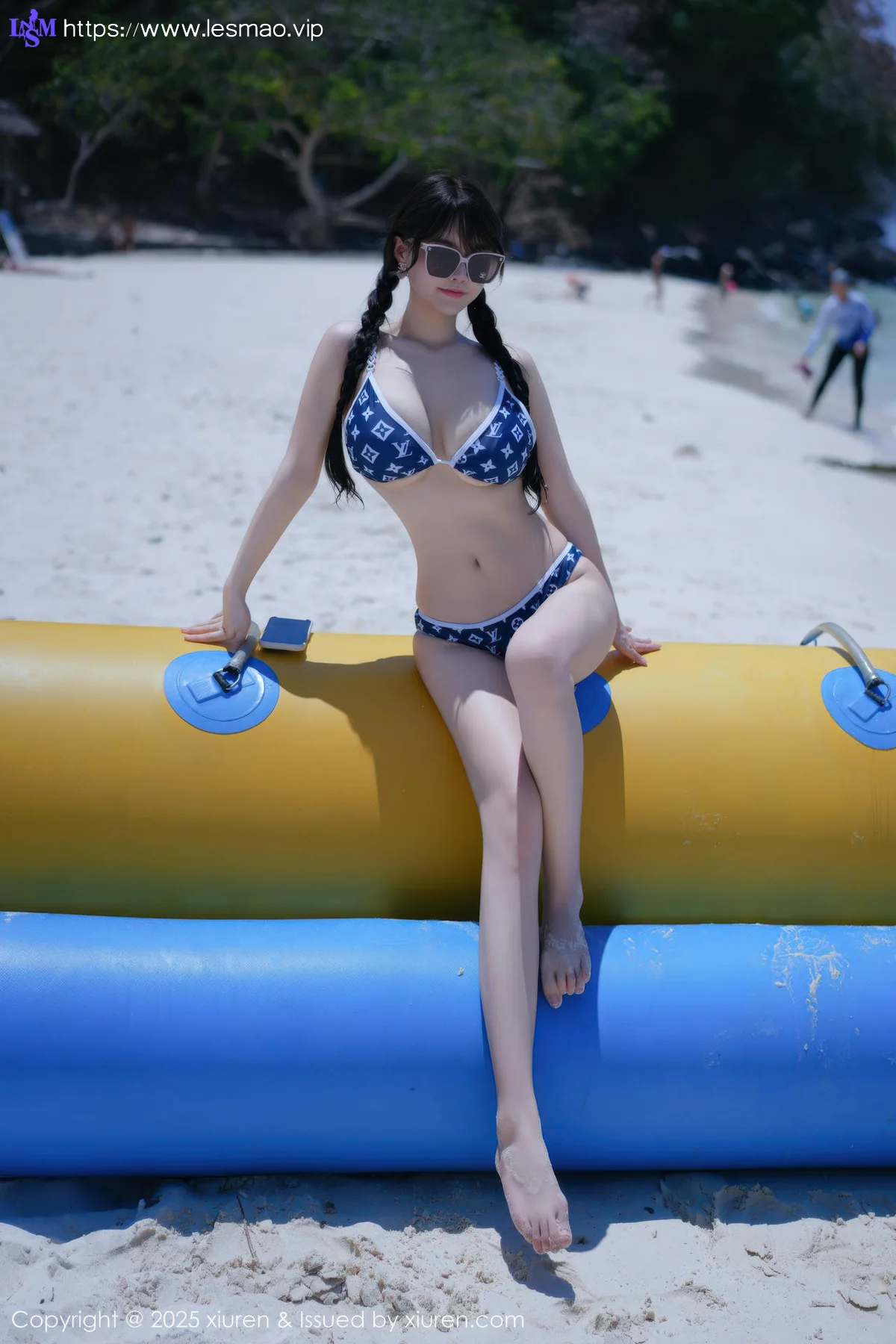 XiuRen 秀人 No.10699 心上可Flora 比基尼情趣旅拍 - 9