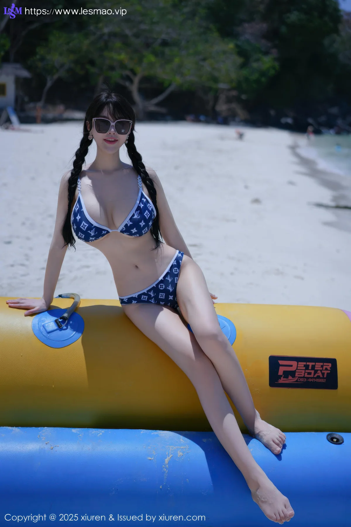 XiuRen 秀人 No.10699 心上可Flora 比基尼情趣旅拍 - 1