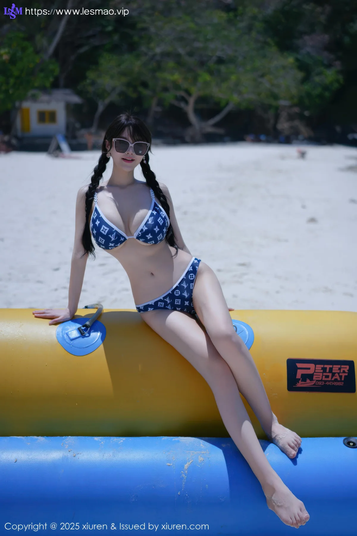 XiuRen 秀人 No.10699 心上可Flora 比基尼情趣旅拍 - 2