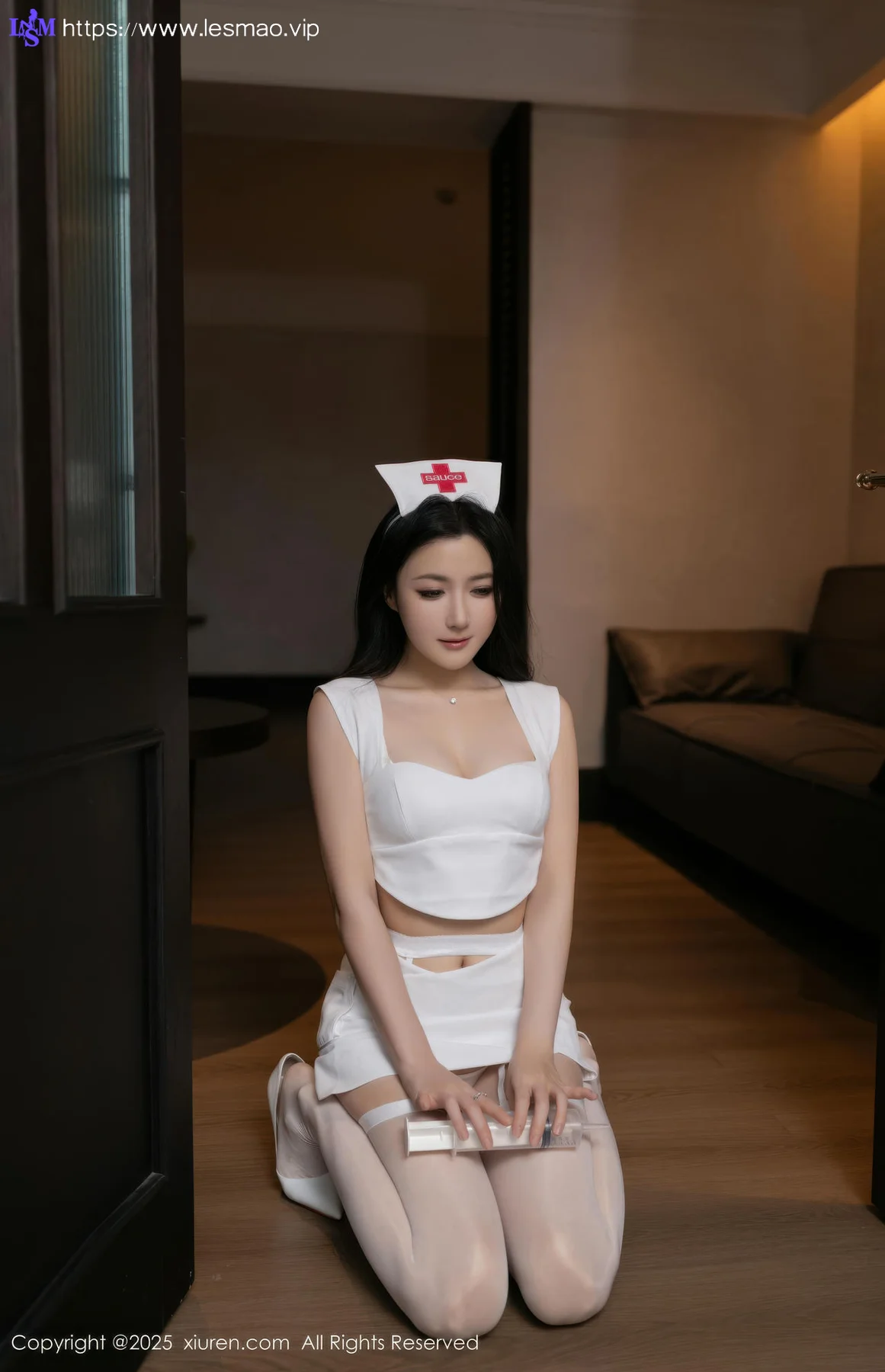 XiuRen 秀人 No.10711 鱼子酱Fish 白色护士制服 - 6