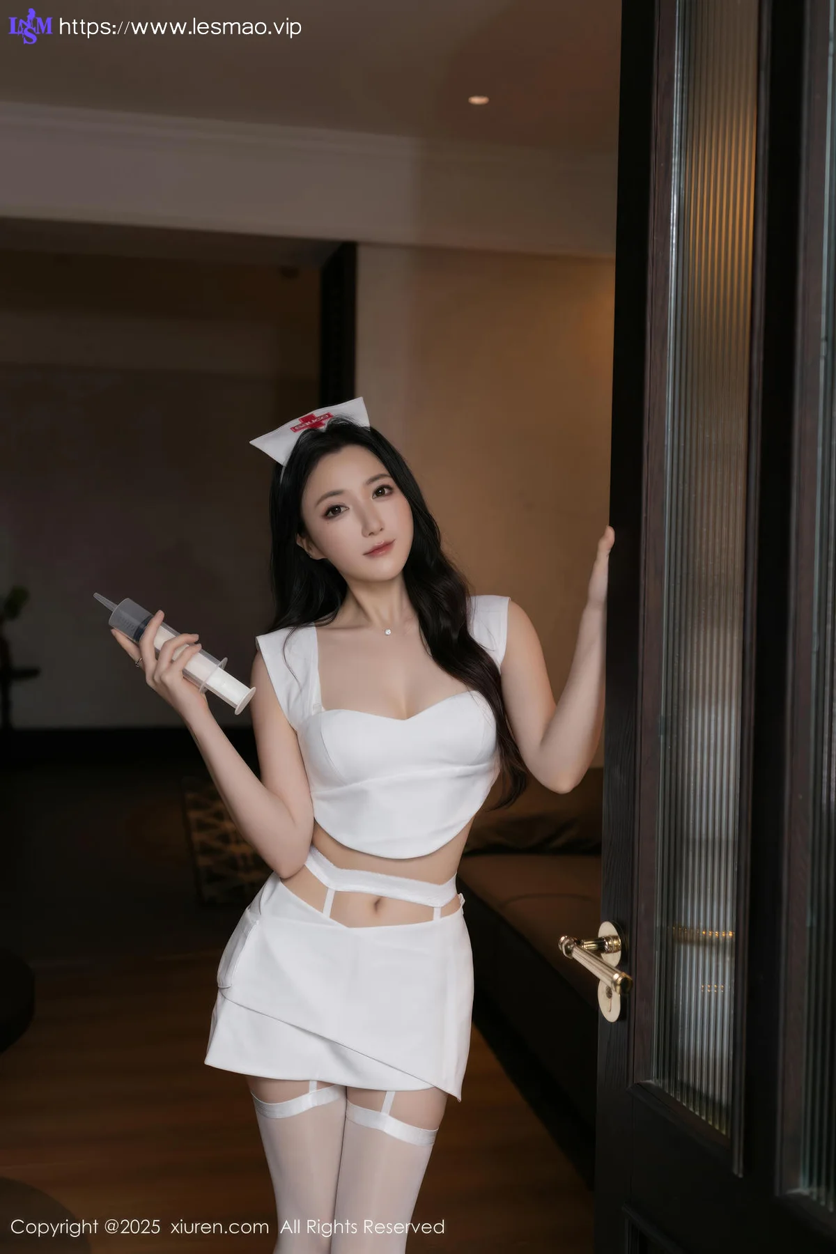 XiuRen 秀人 No.10711 鱼子酱Fish 白色护士制服 - 9