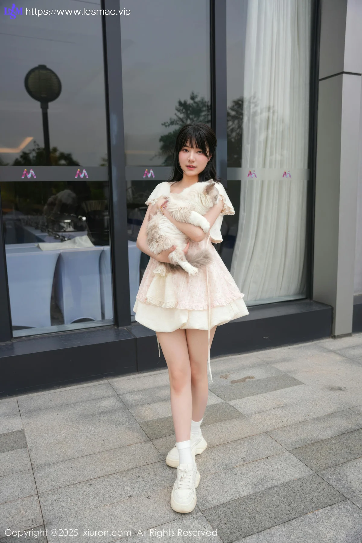 XiuRen 秀人 No.10734 软情 气质美女性感写真 - 1