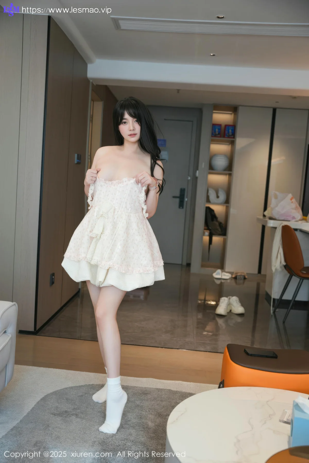 XiuRen 秀人 No.10734 软情 气质美女性感写真 - 1