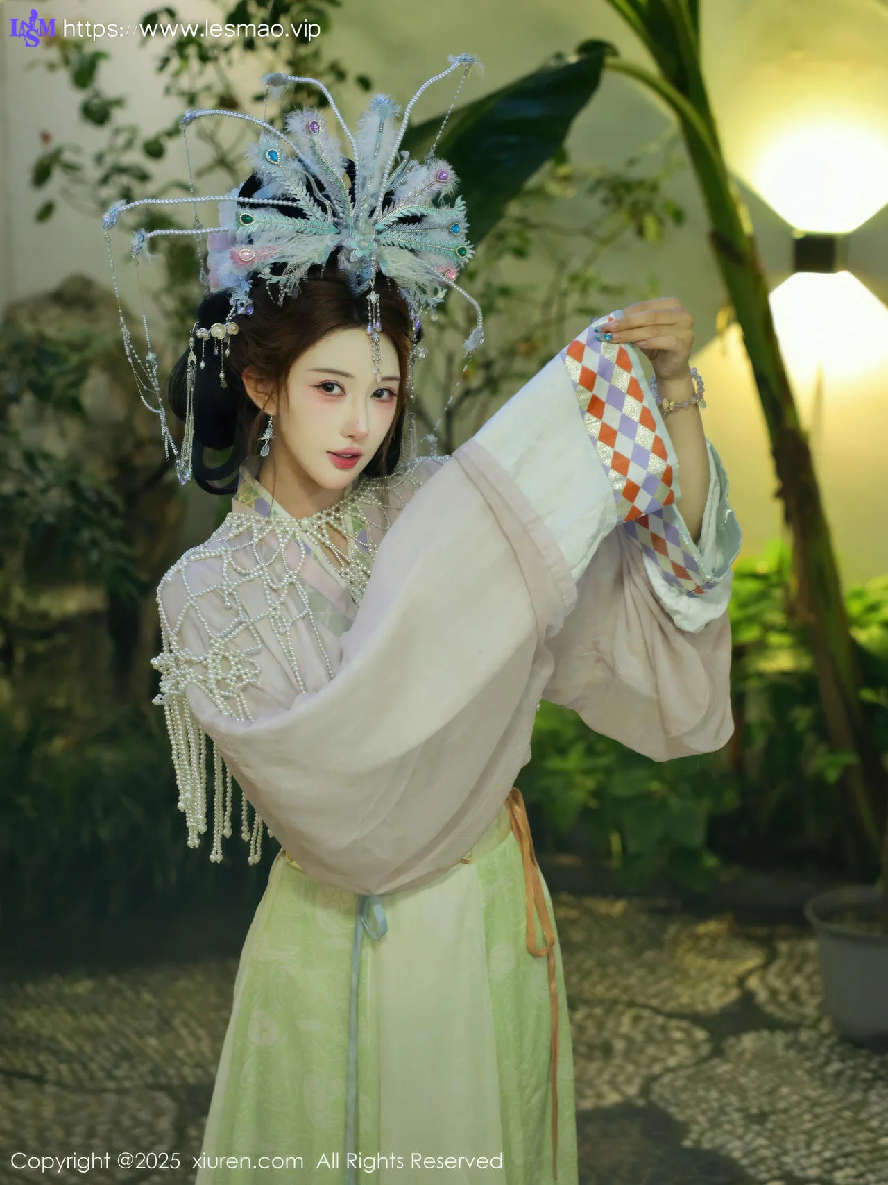 XiuRen 秀人 No.10736 金允希Yuki 女儿国国王主题 - 9