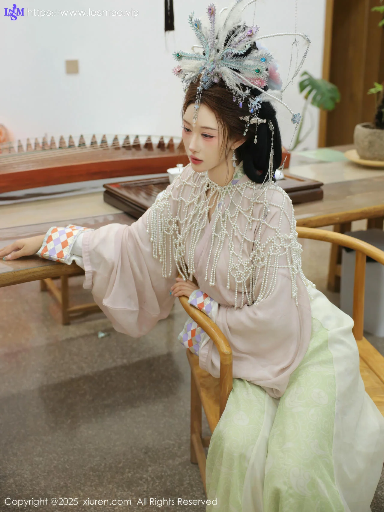 XiuRen 秀人 No.10736 金允希Yuki 女儿国国王主题 - 1