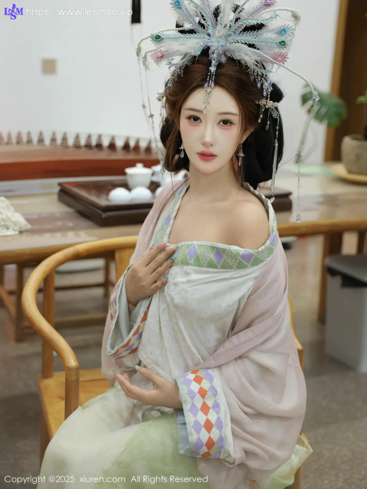 XiuRen 秀人 No.10736 金允希Yuki 女儿国国王主题 - 1