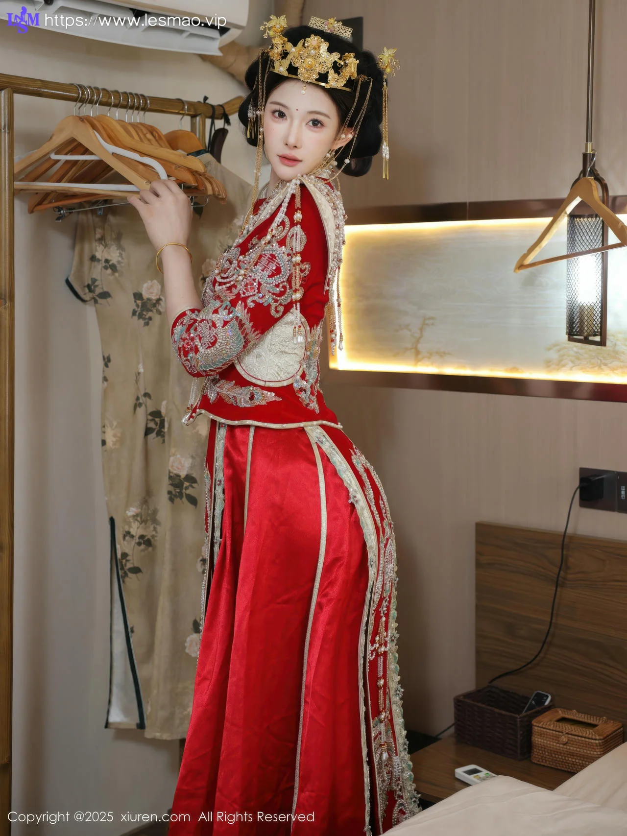 XiuRen 秀人 No.10742 梨霜儿 红色新娘服饰 - 9