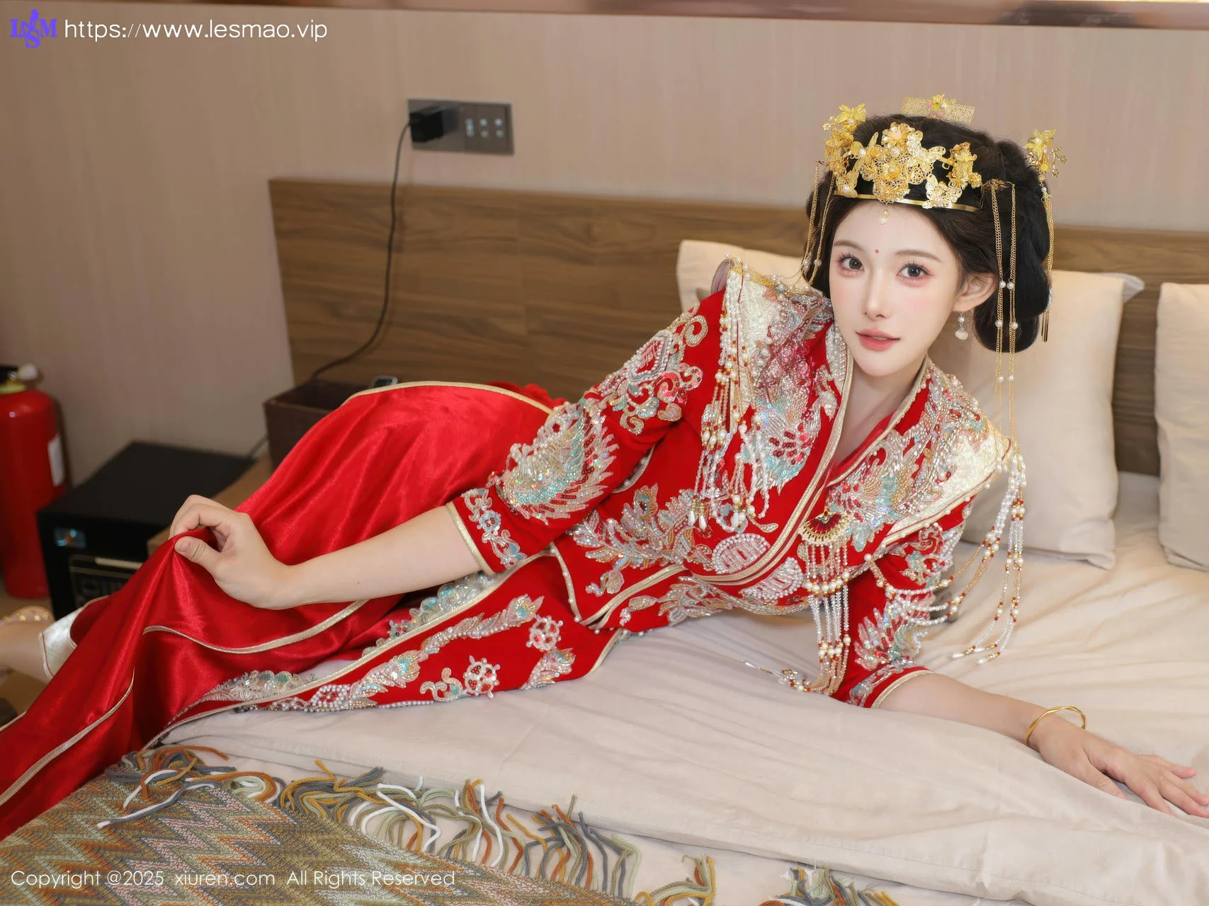 XiuRen 秀人 No.10742 梨霜儿 红色新娘服饰 - 5