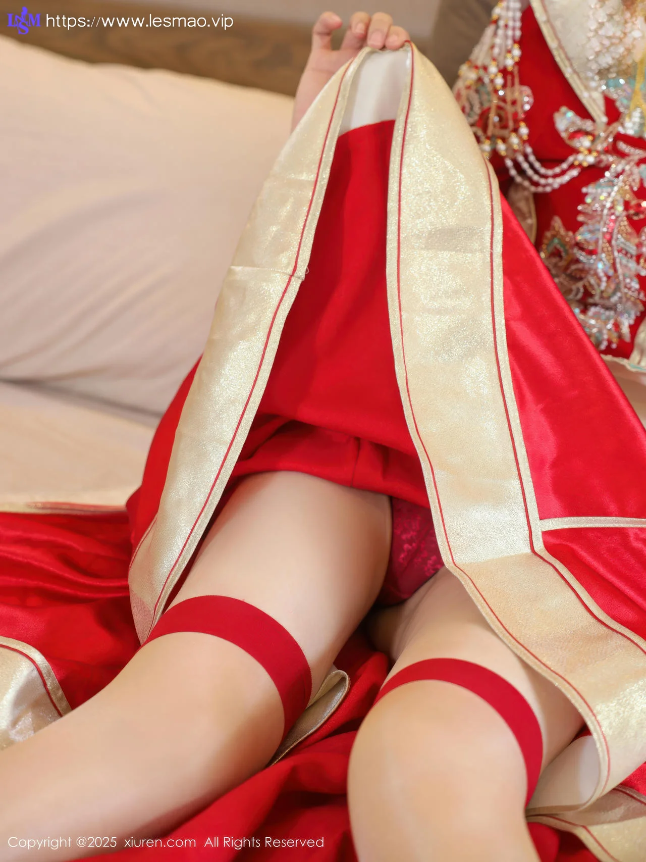 XiuRen 秀人 No.10742 梨霜儿 红色新娘服饰 - 1