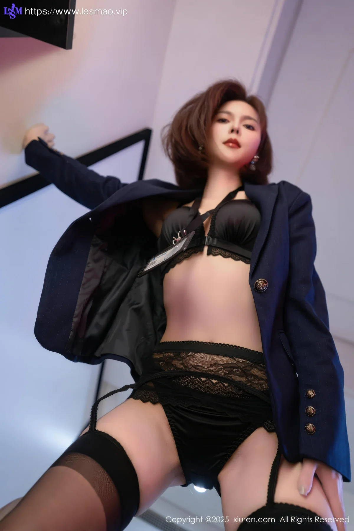 XiuRen 秀人 No.10745 白芷yy 裤里丝高跟面包牛乳特辑 - 10