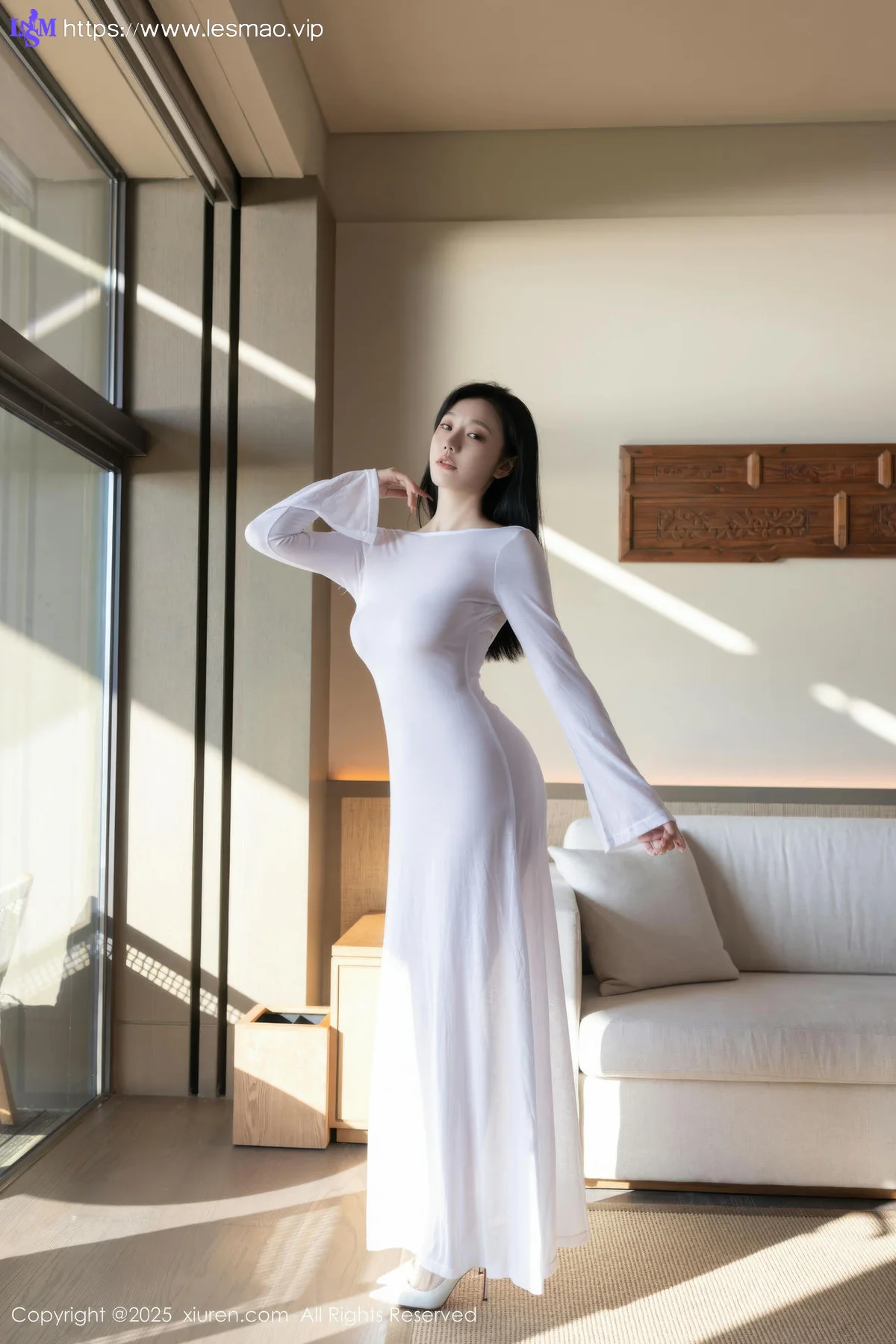 XiuRen 秀人 No.10747 安然anran 白色连衣裙诱人肉色丝袜 - 3