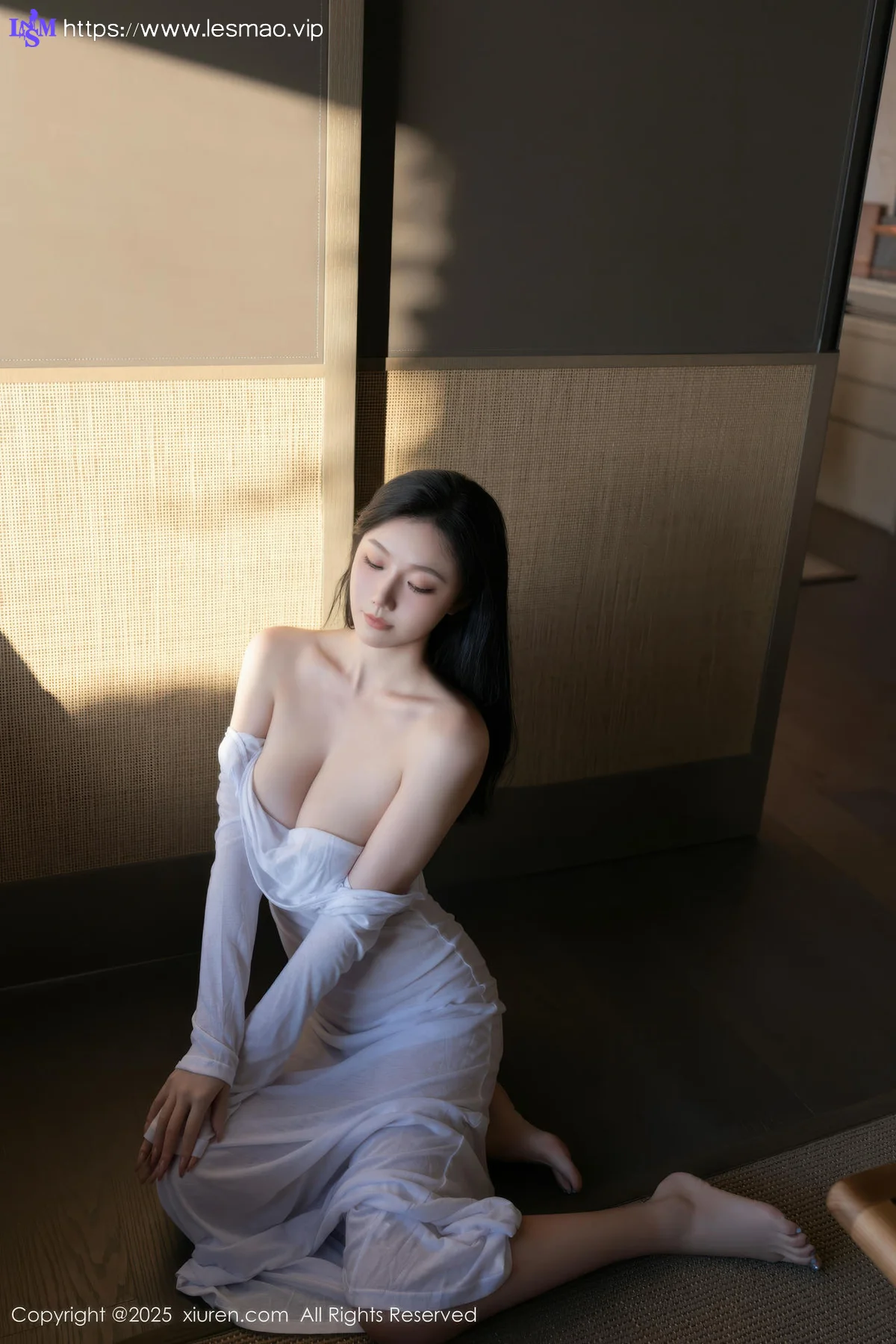 XiuRen 秀人 No.10747 安然anran 白色连衣裙诱人肉色丝袜 - 8