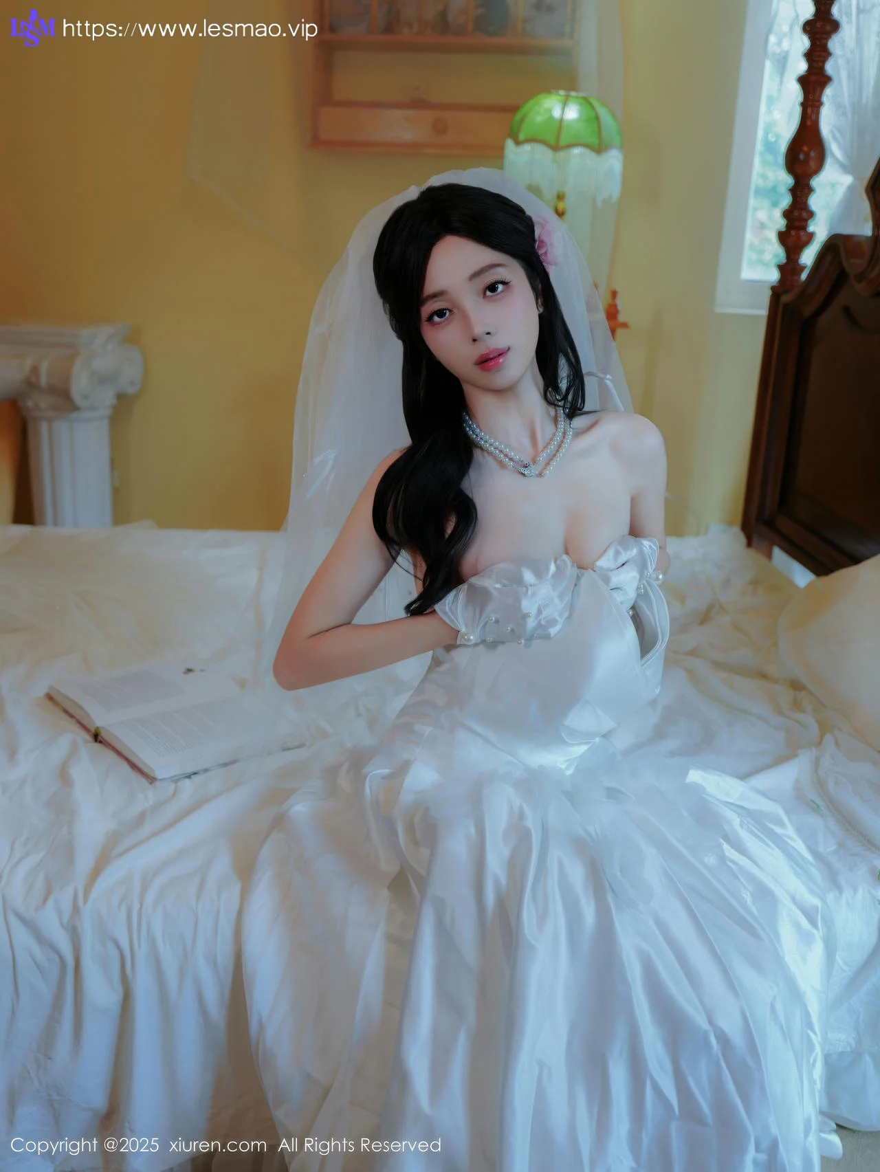 XiuRen 秀人 No.10769 朱朱molly 白色婚纱白色丝袜 - 2