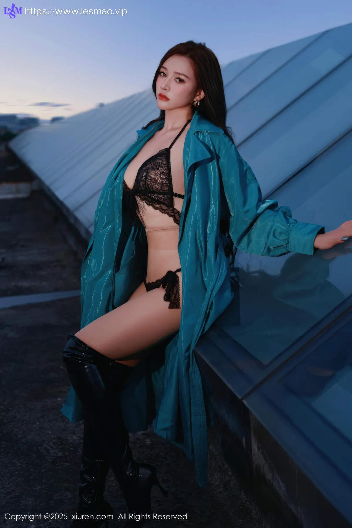 XiuRen 秀人 No.10776 娜比 蓝色风衣情趣内衣 - 7