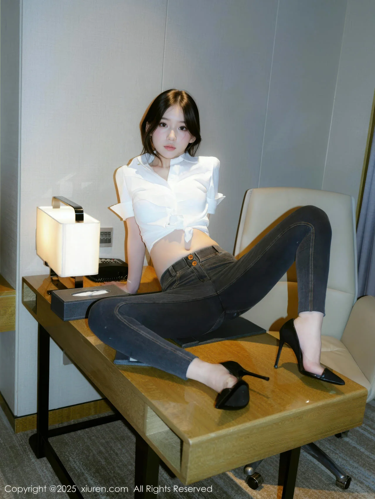 XiuRen 秀人 No.10785 汁汁 白T搭配简约长裤 - 7