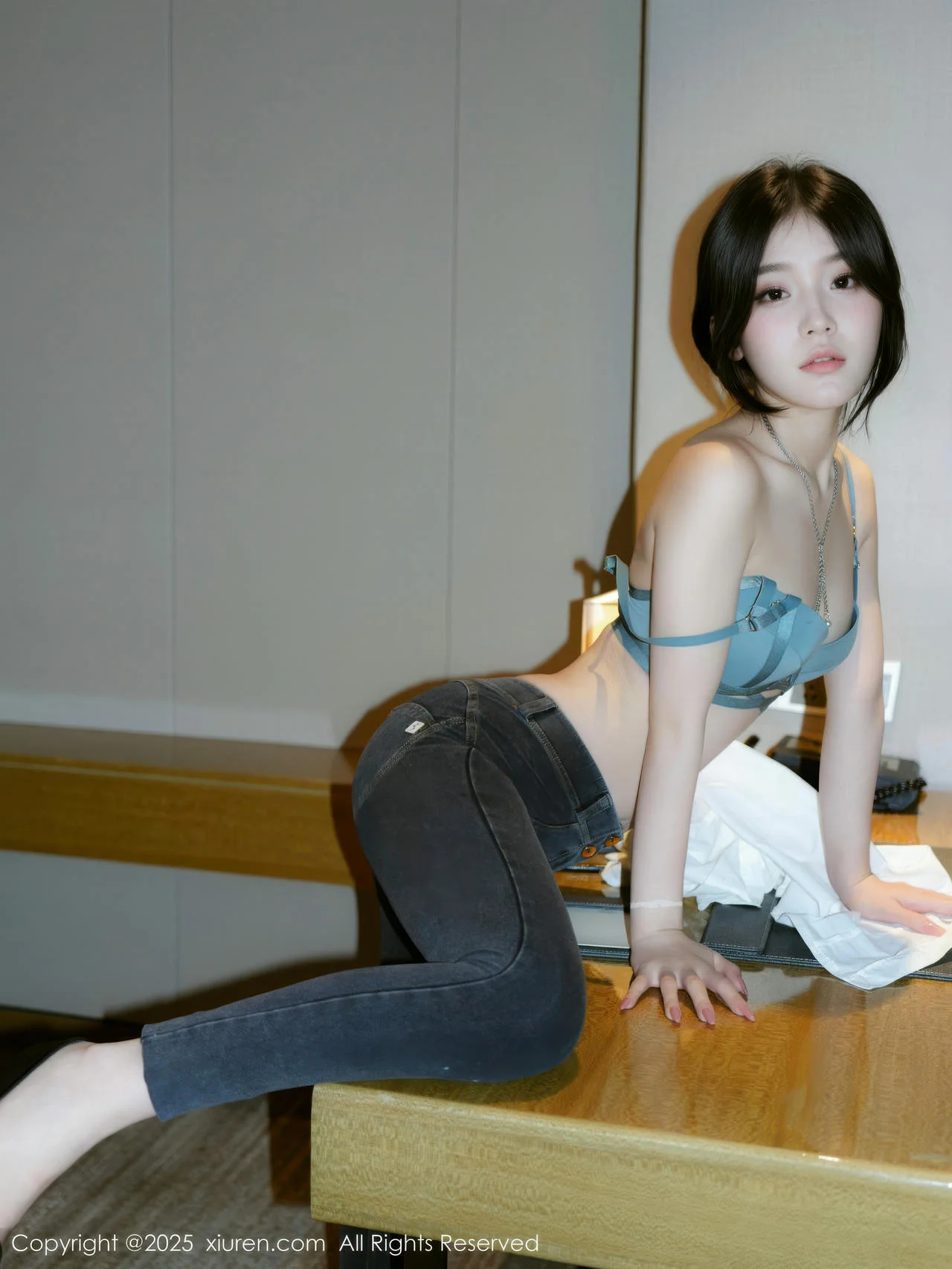 XiuRen 秀人 No.10785 汁汁 白T搭配简约长裤 - 4