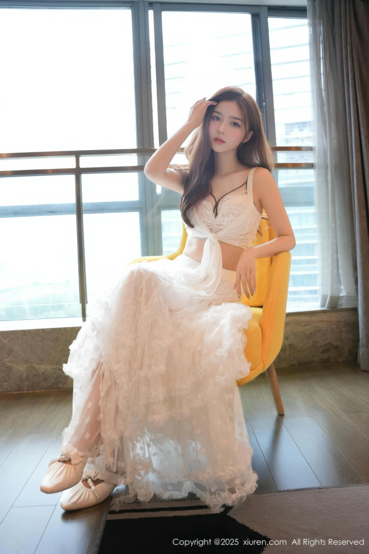 XiuRen 秀人 No.10791 拍黄瓜girl 白色连衣裙 - 2