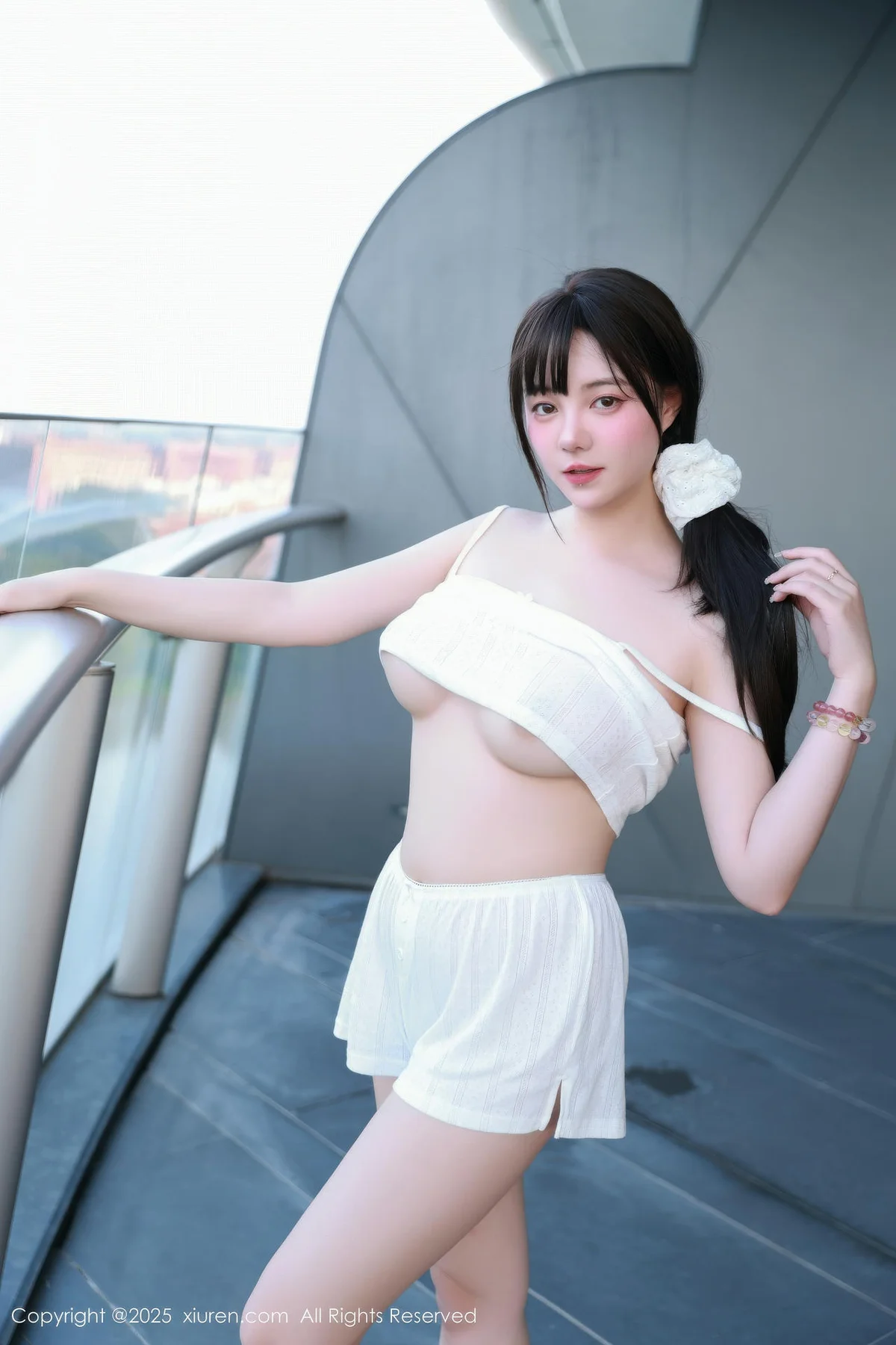 XiuRen 秀人 No.10841 软情 白色吊带短裤 - 1