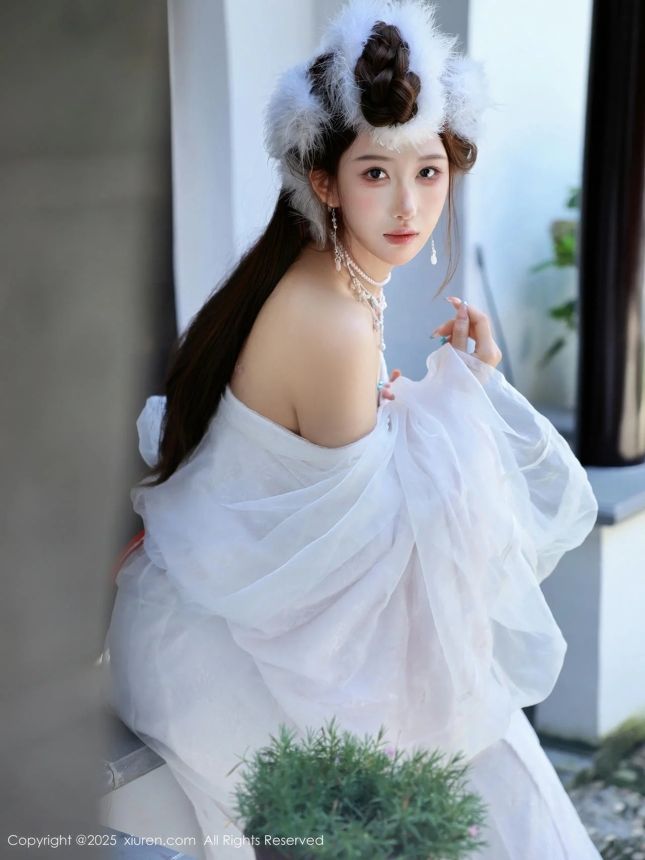 XiuRen 秀人 No.10843 金允希Yuki 白色锦毛鼠装扮 - 9