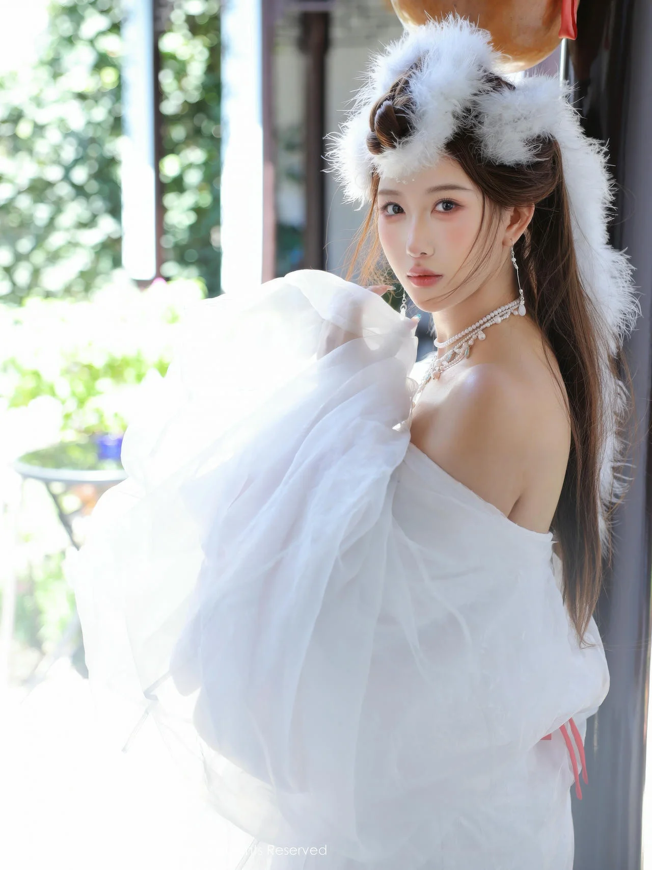 XiuRen 秀人 No.10843 金允希Yuki 白色锦毛鼠装扮 - 1