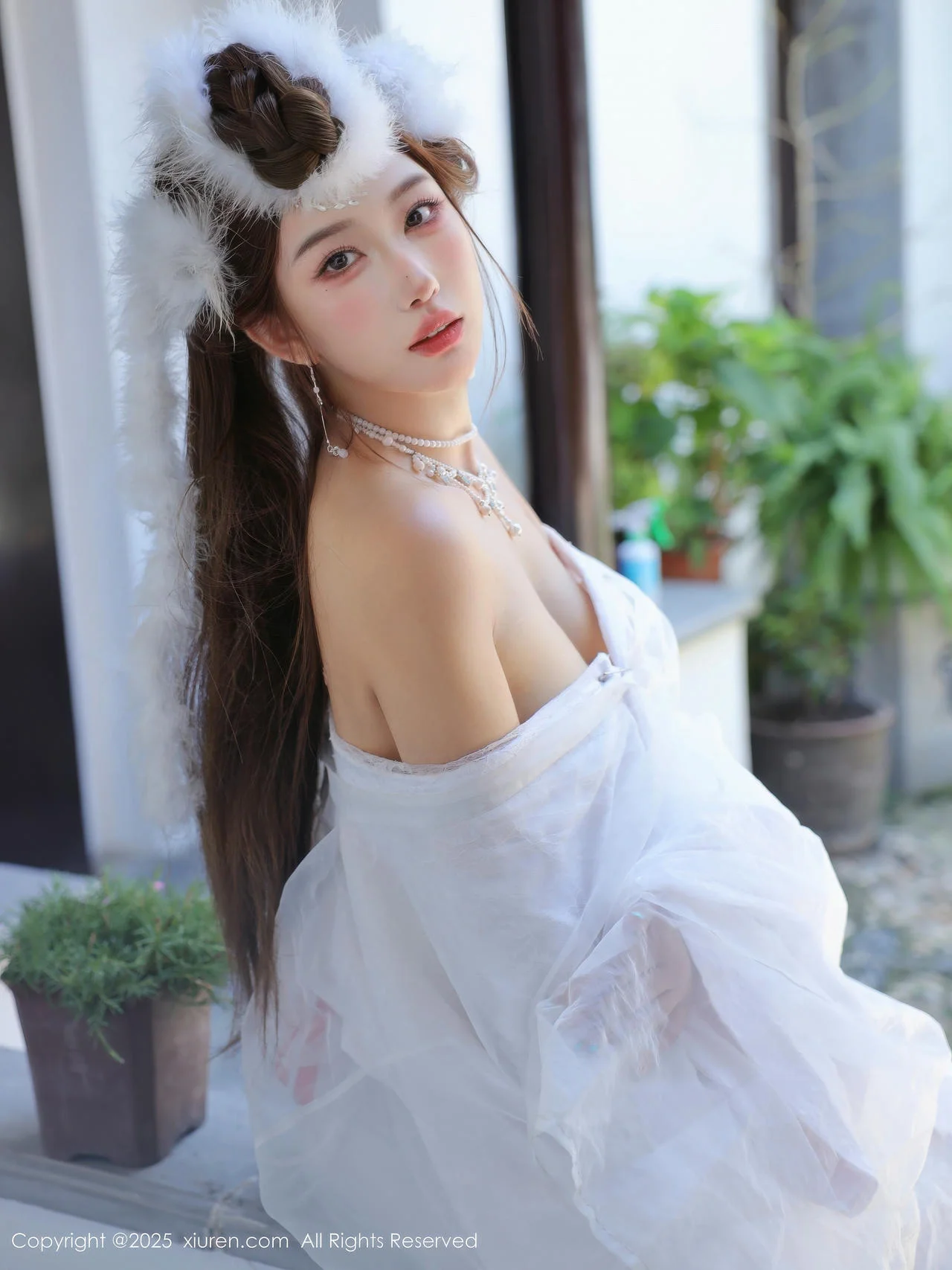 XiuRen 秀人 No.10843 金允希Yuki 白色锦毛鼠装扮 - 4