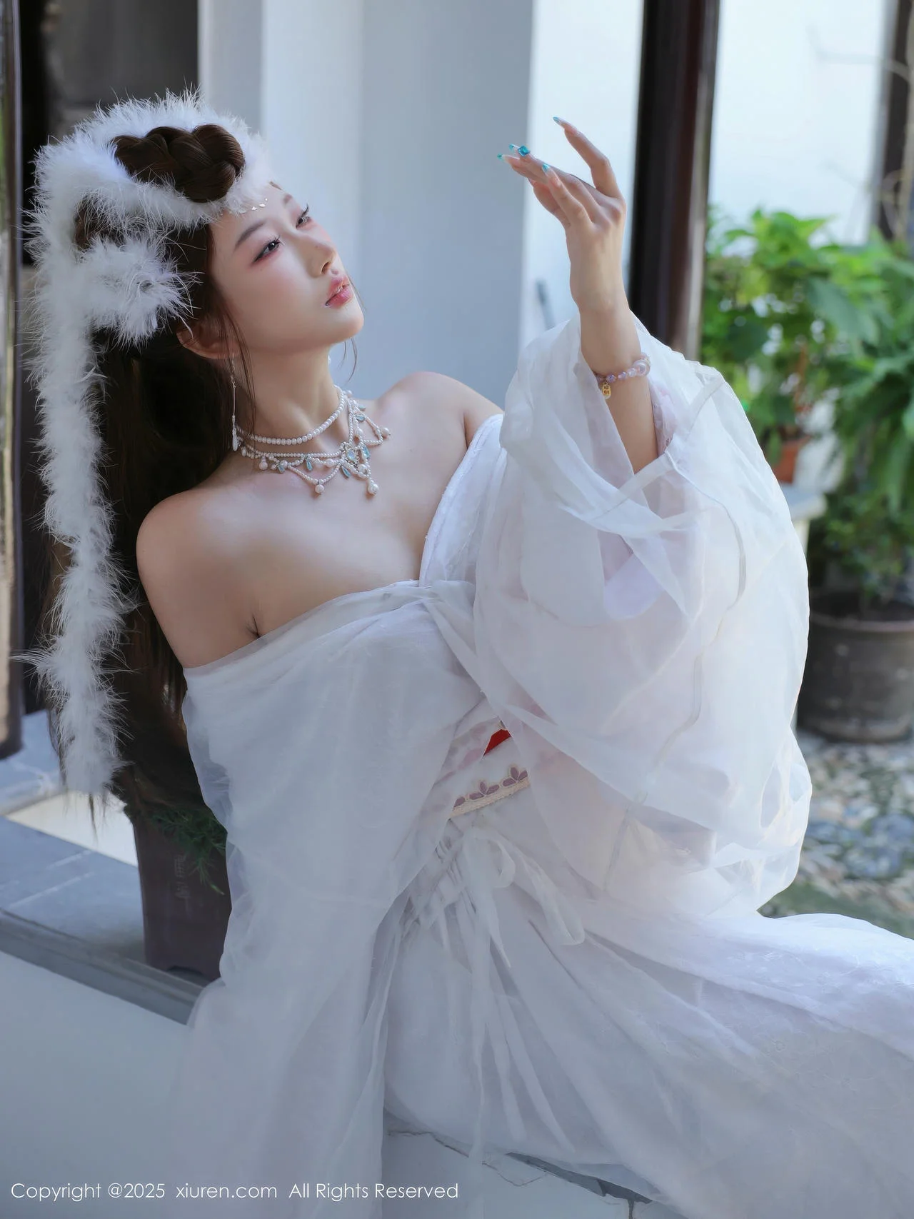 XiuRen 秀人 No.10843 金允希Yuki 白色锦毛鼠装扮 - 7