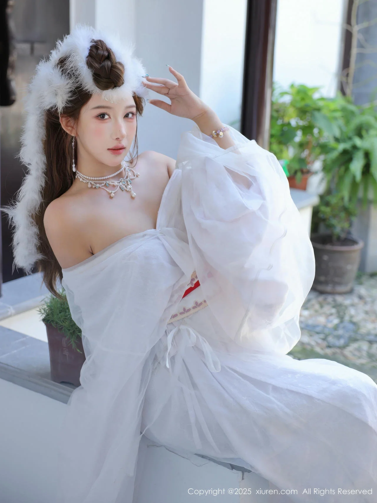 XiuRen 秀人 No.10843 金允希Yuki 白色锦毛鼠装扮 - 9